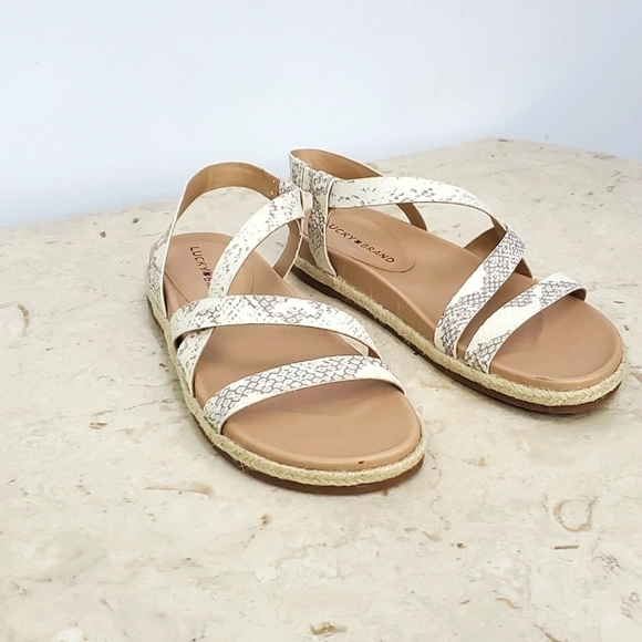 New Lucky Brand Darli Slingback Sandal, Size 6.5 / 7.5 / 10 in Stucco Leather - Picture 10 of 11